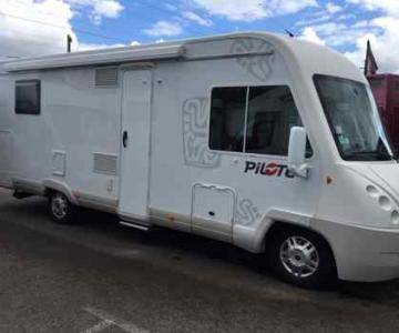 FACE LATERALE PILOTE G740